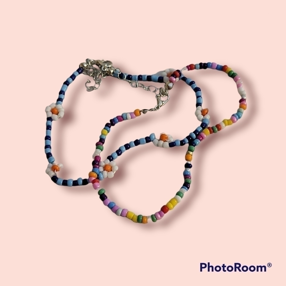 5/$25 BEADED Daisy Chain Flower Anklets - Picture 1 of 3